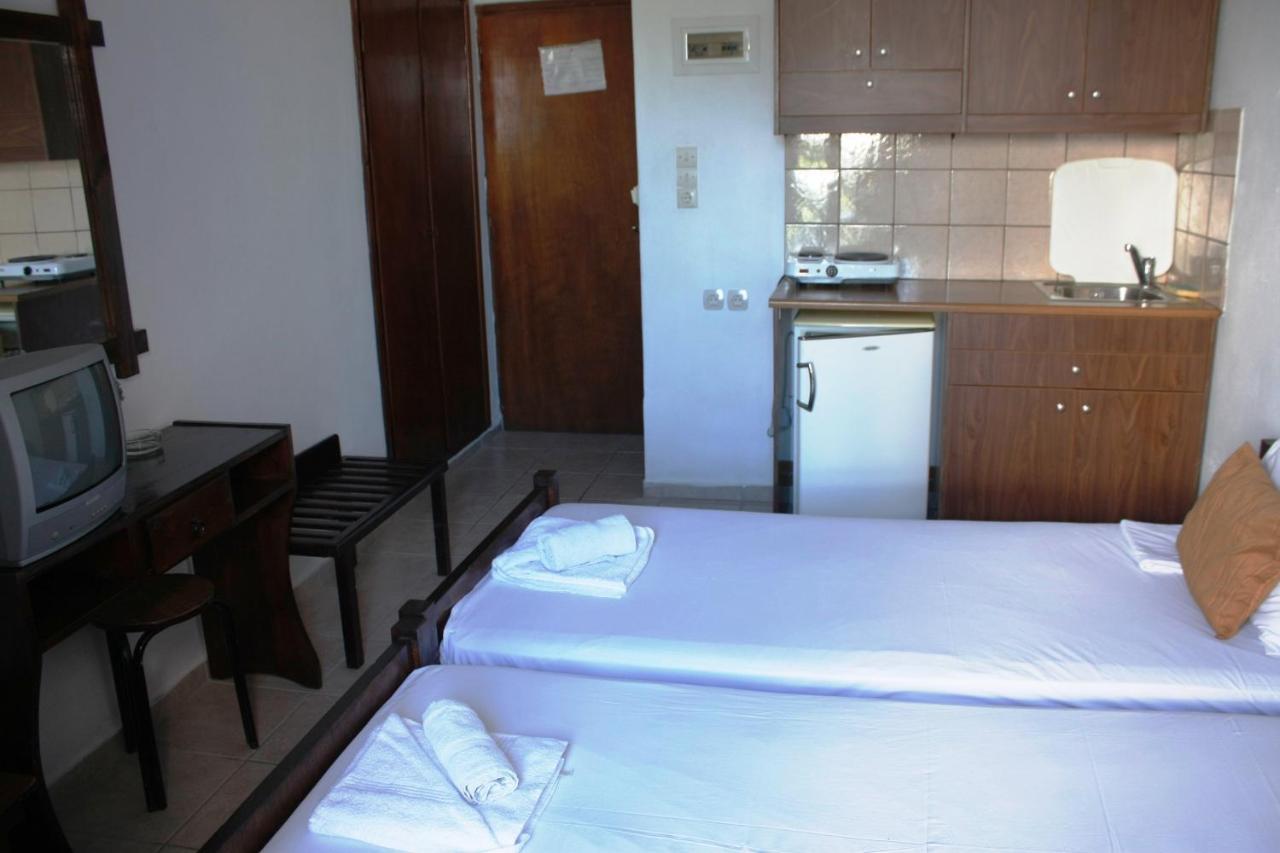 Elvira Hotel Sztalída Kültér fotó