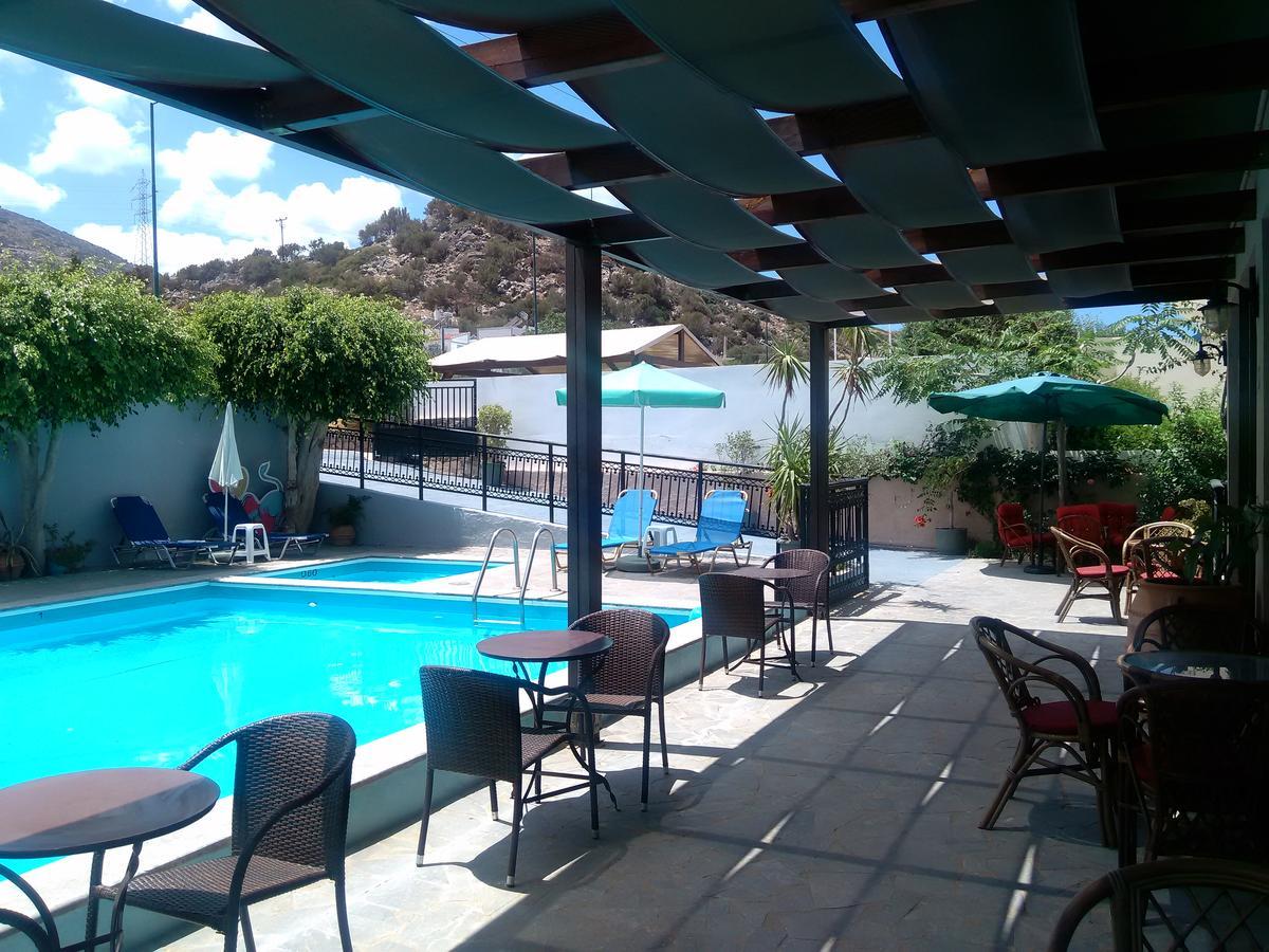 Elvira Hotel Sztalída Kültér fotó