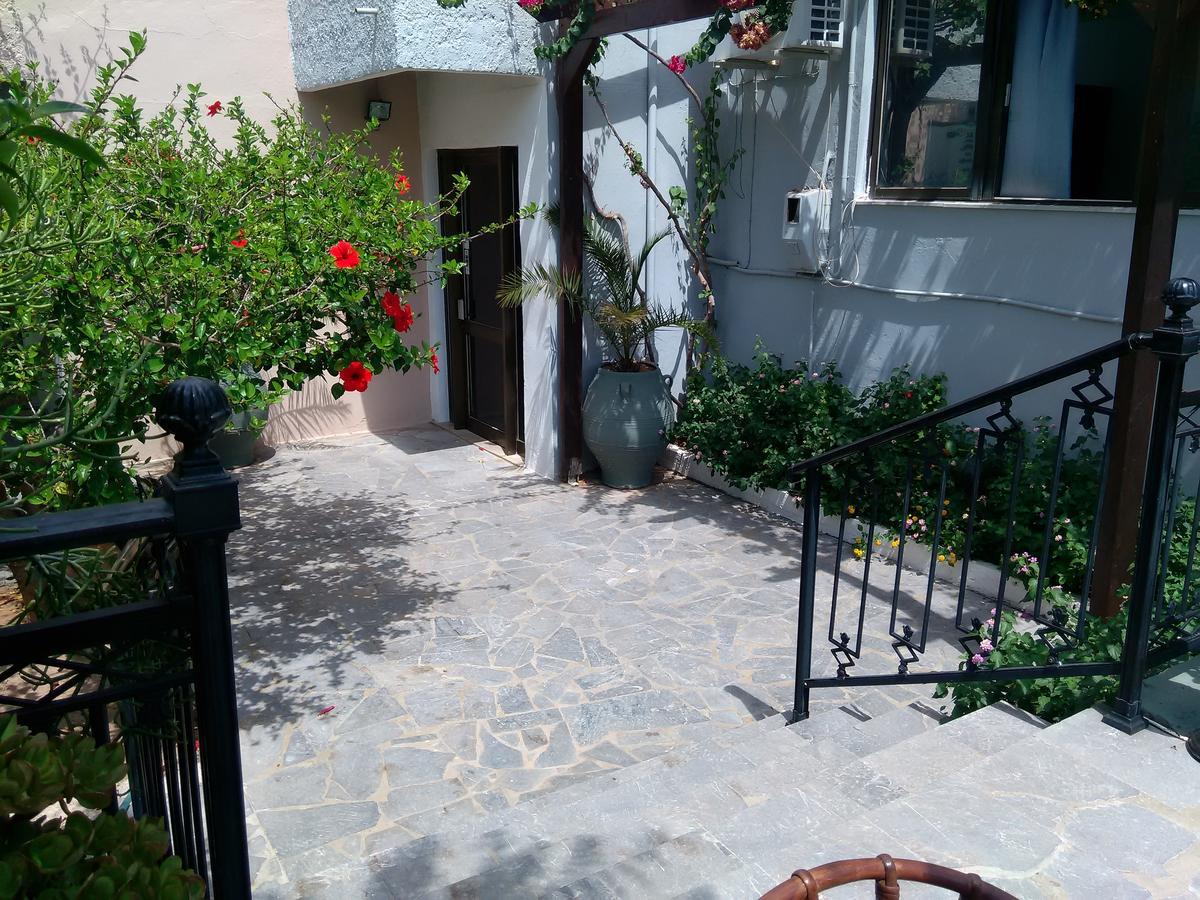 Elvira Hotel Sztalída Kültér fotó