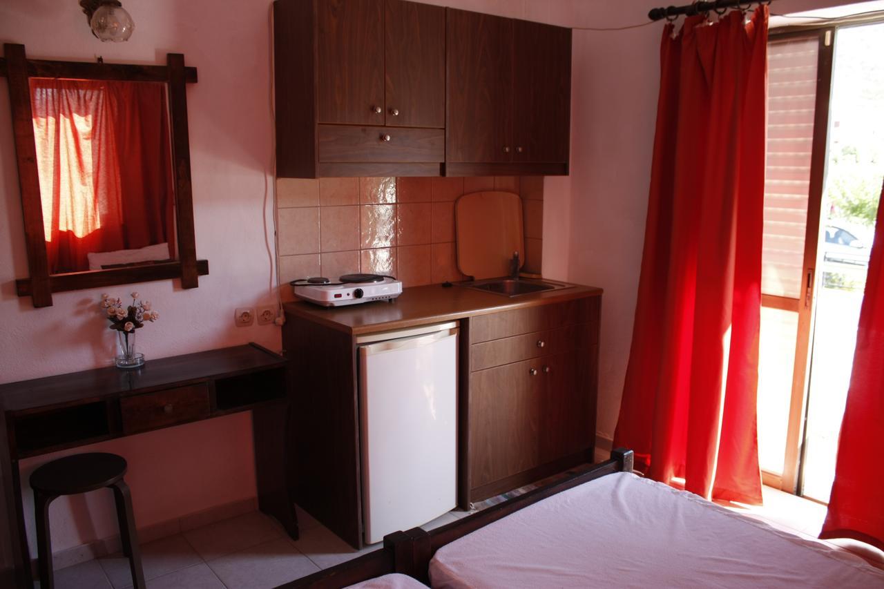 Elvira Hotel Sztalída Kültér fotó