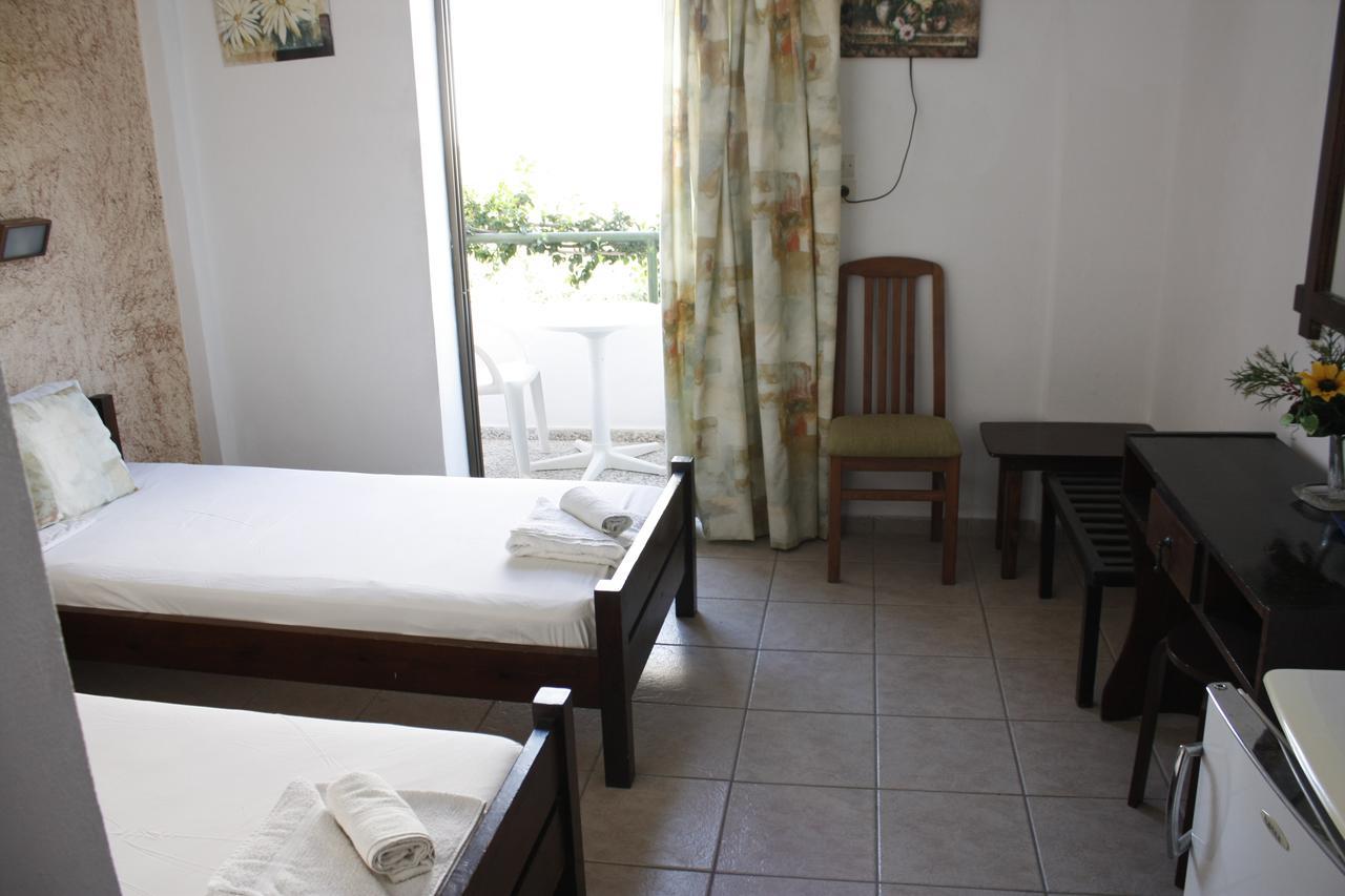 Elvira Hotel Sztalída Kültér fotó